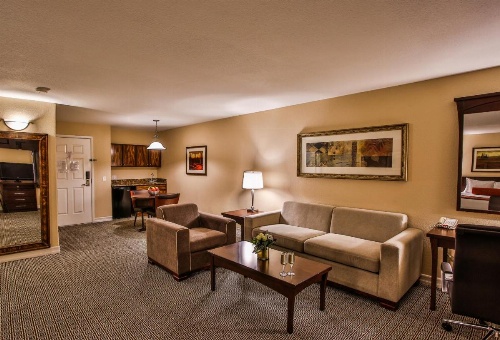 Tuscany Suites & Casino image 3